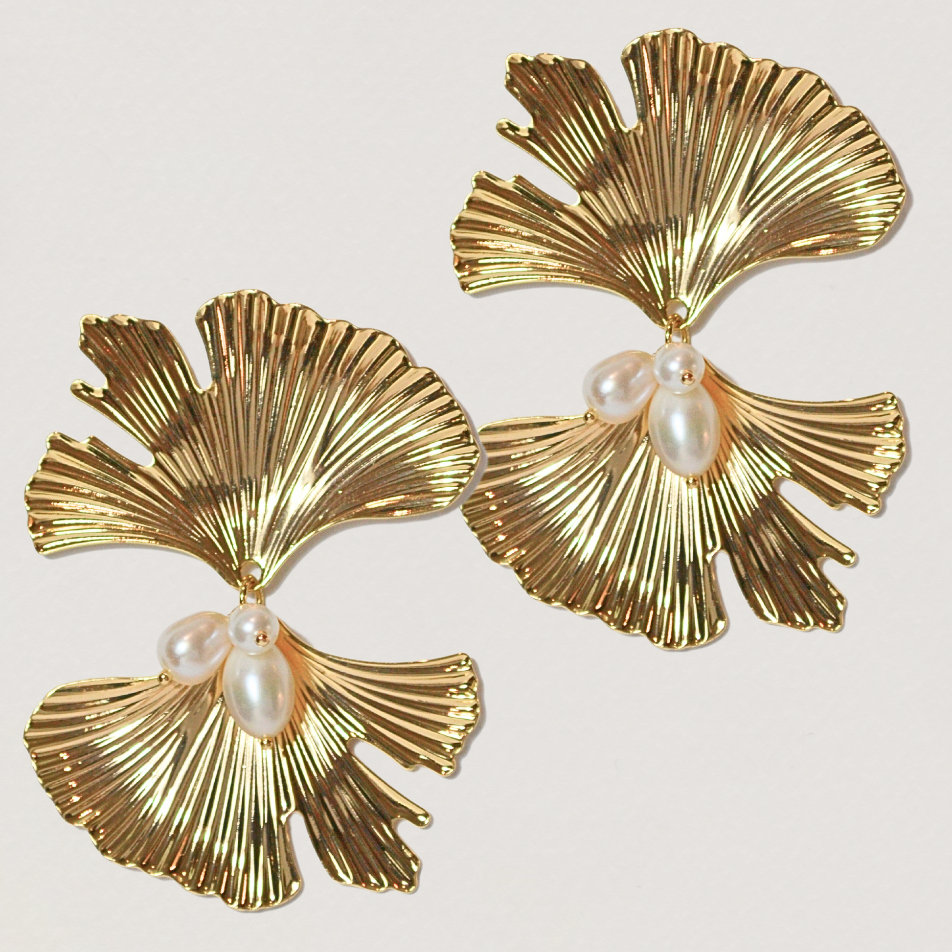 Melody collection bold gold statement with 3 pearl cluster earrings