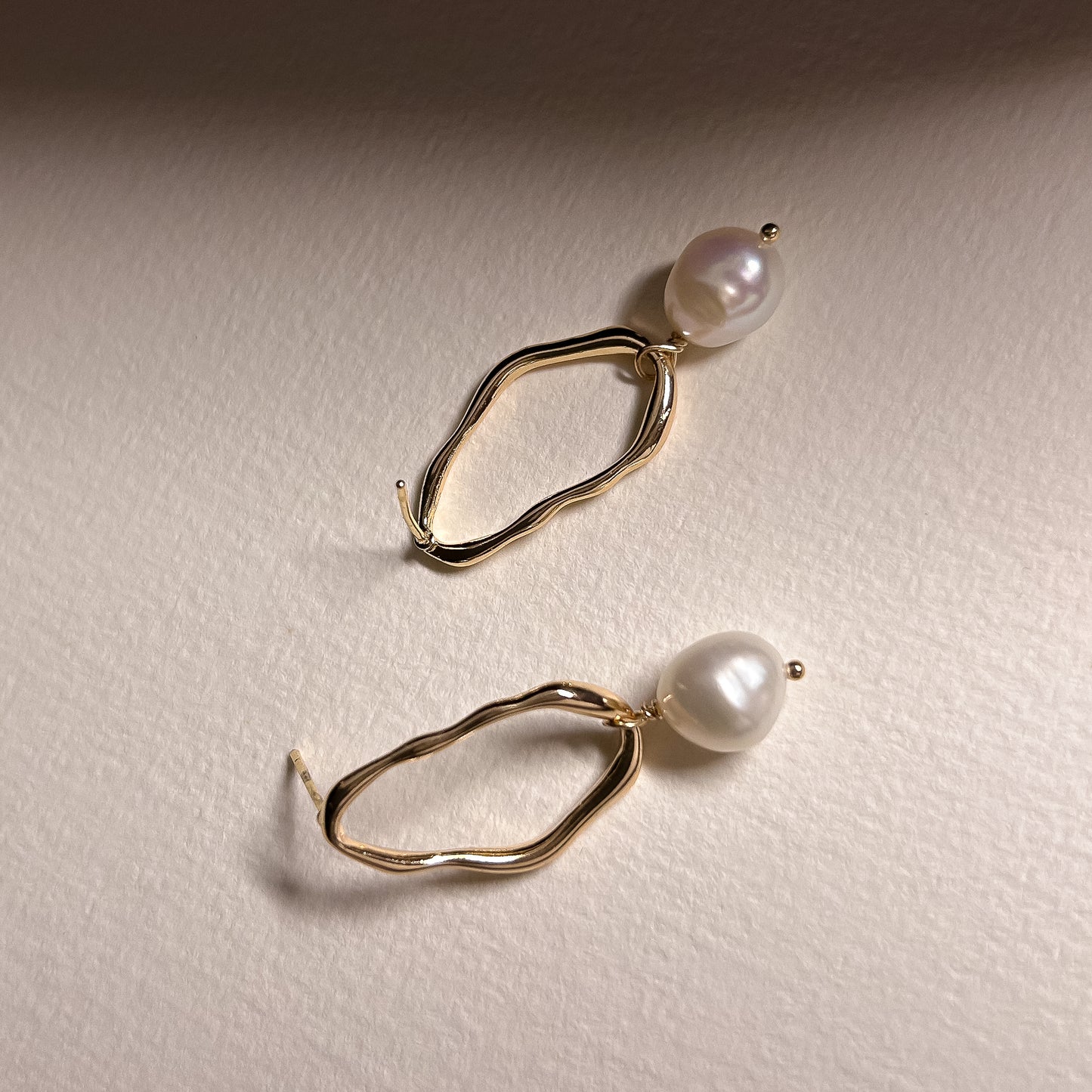 Alcie Pearl Earrings