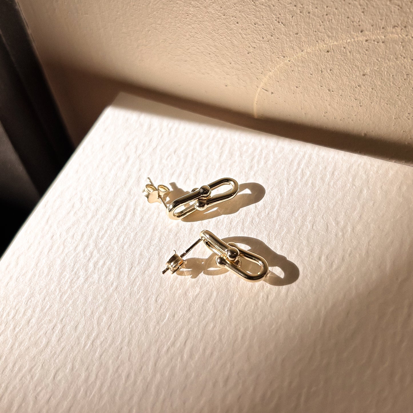 Aurora 9k Solid Gold Link Drop Earrings