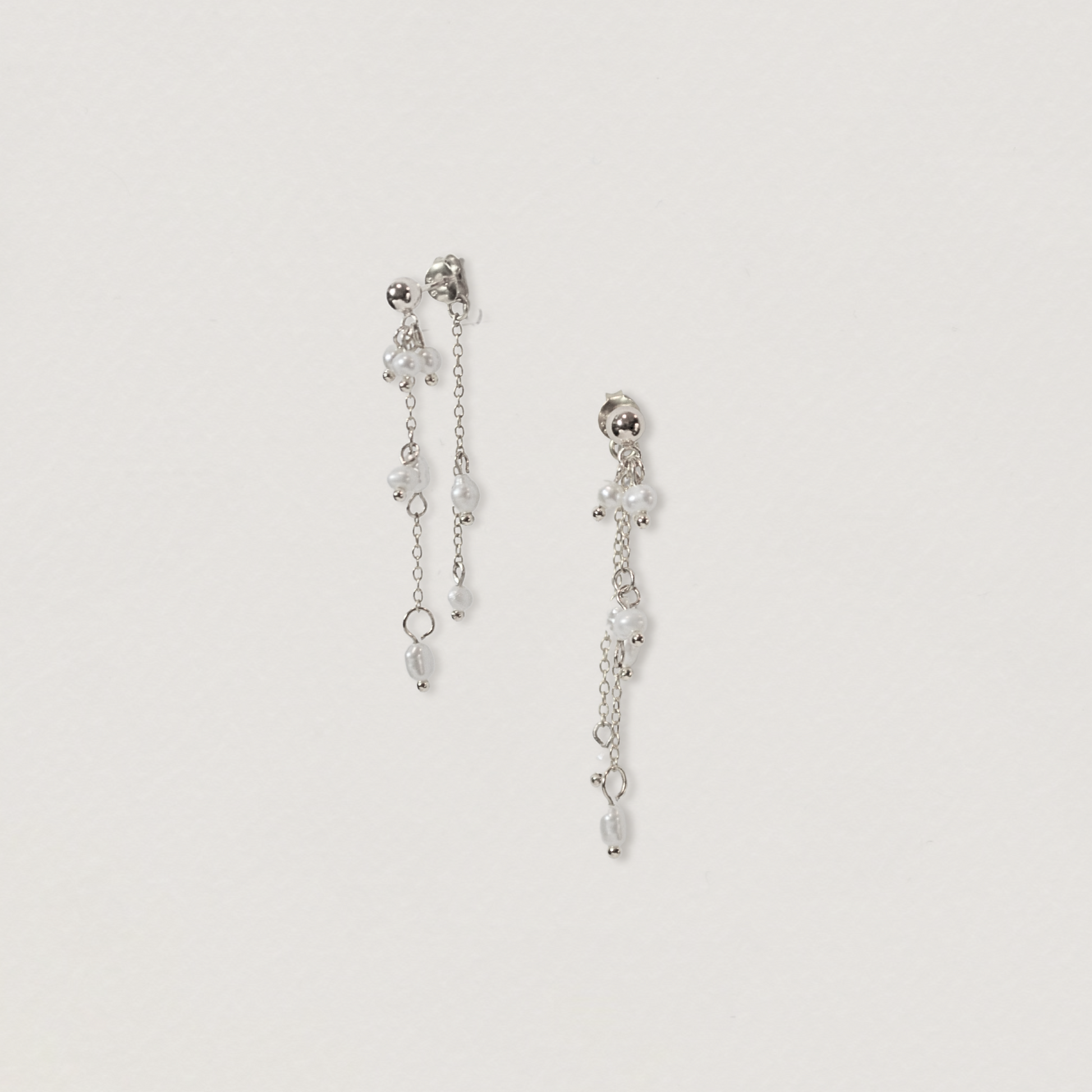 silver pearl earrings,   stylish silver pearl earrings, dulciesliver