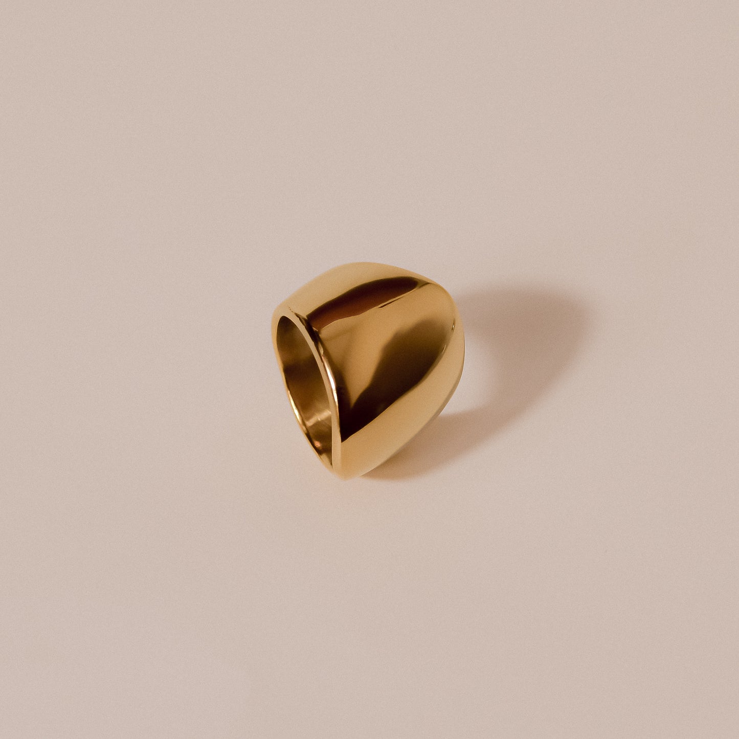 chunky gold form ring