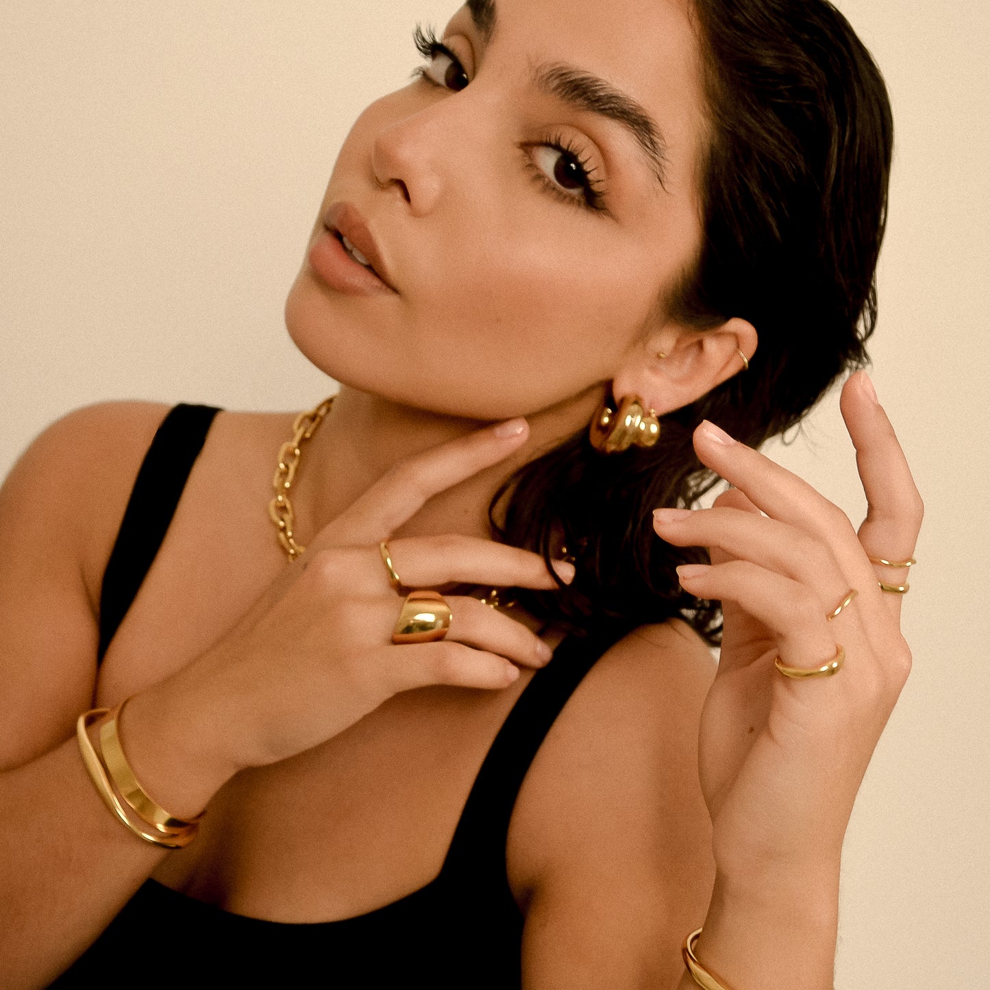 Form Chunky Gold Ring