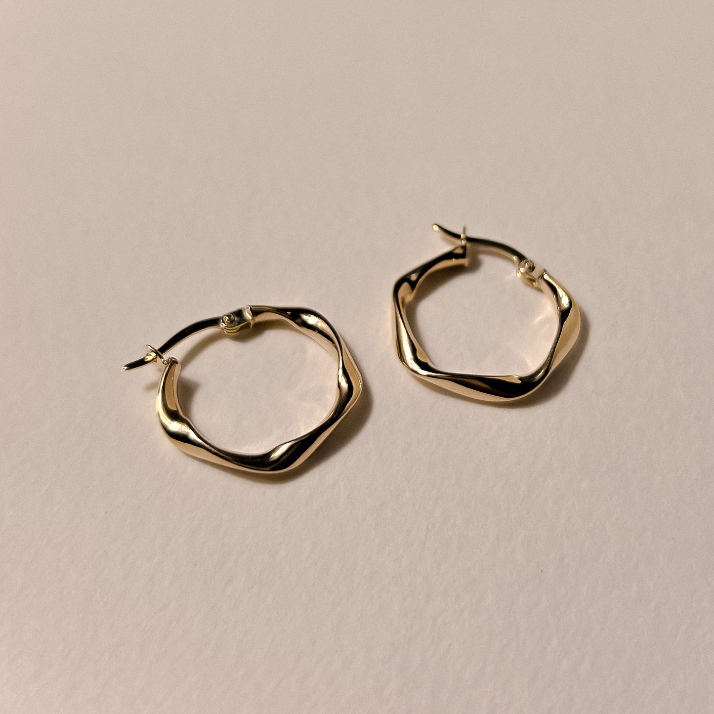 Solid 9k Gold Portray Hoop Earrings - Large