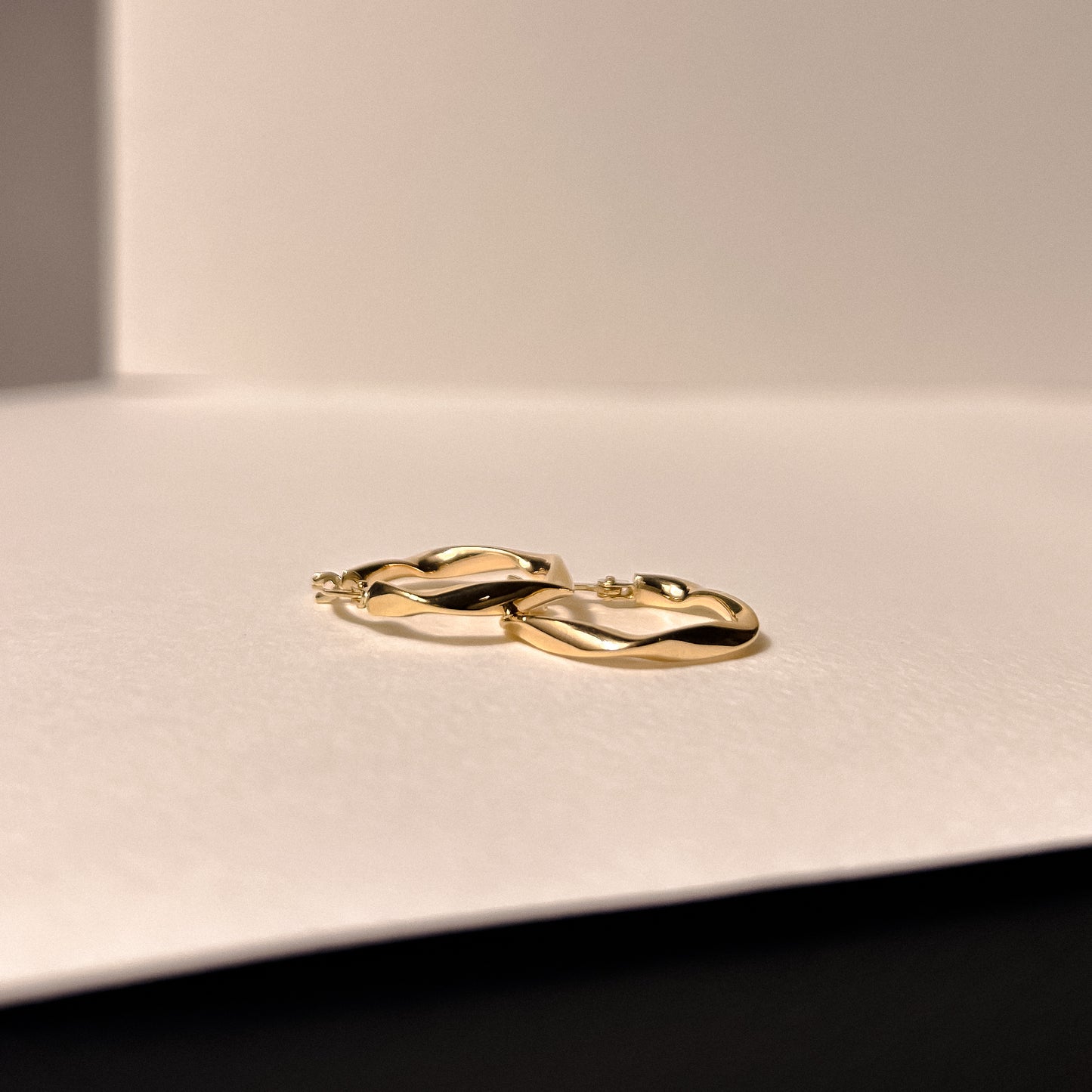 Solid 9k Gold Portray Hoop Earrings - Large