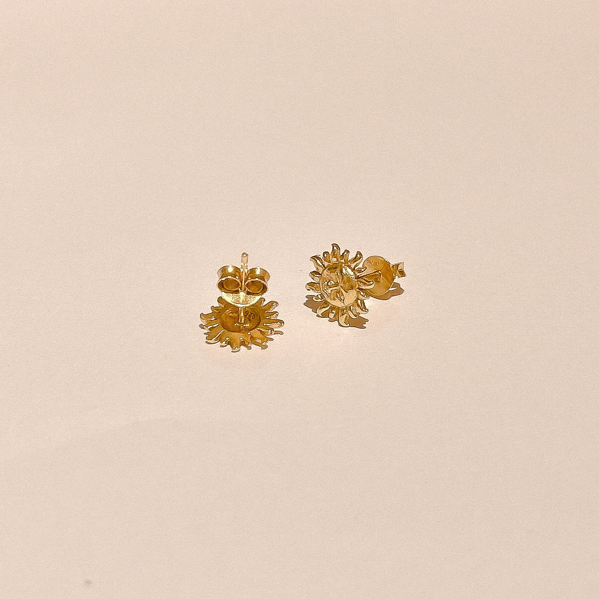 Salute Gold Sun Studs