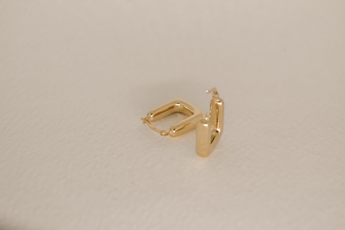 Teo 9k Solid Yellow Gold Hoops