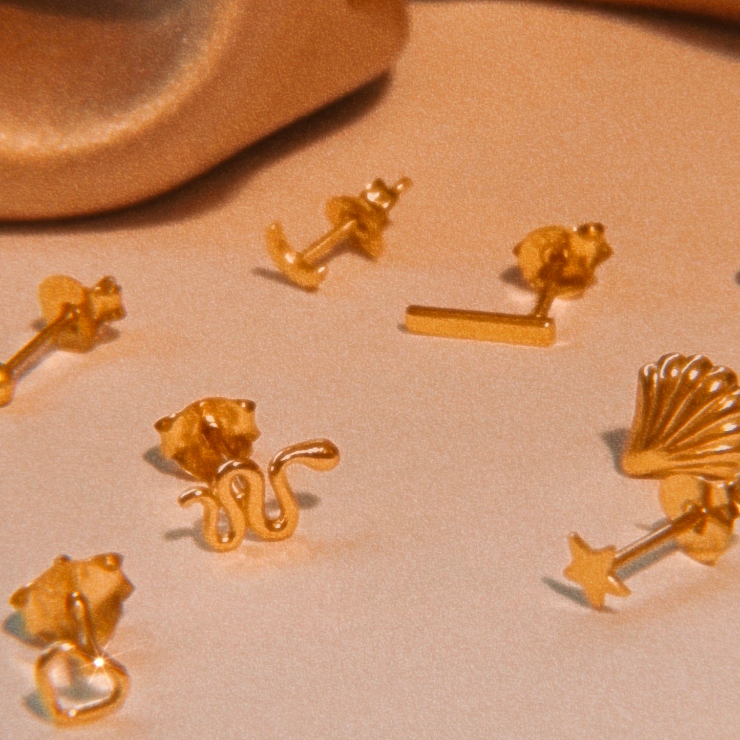 Arizona Snake Gold Studs