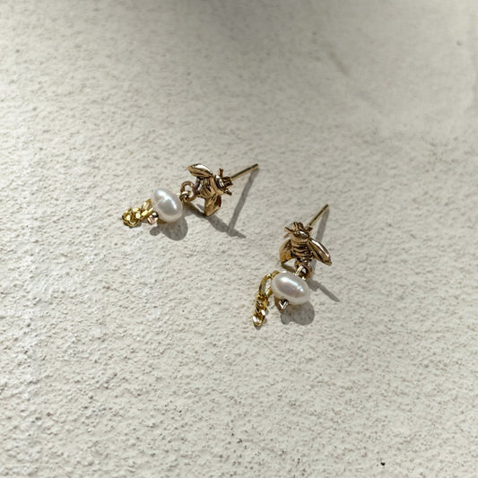 One-Off Wednesday: 9k Solid Gold Bee Studs