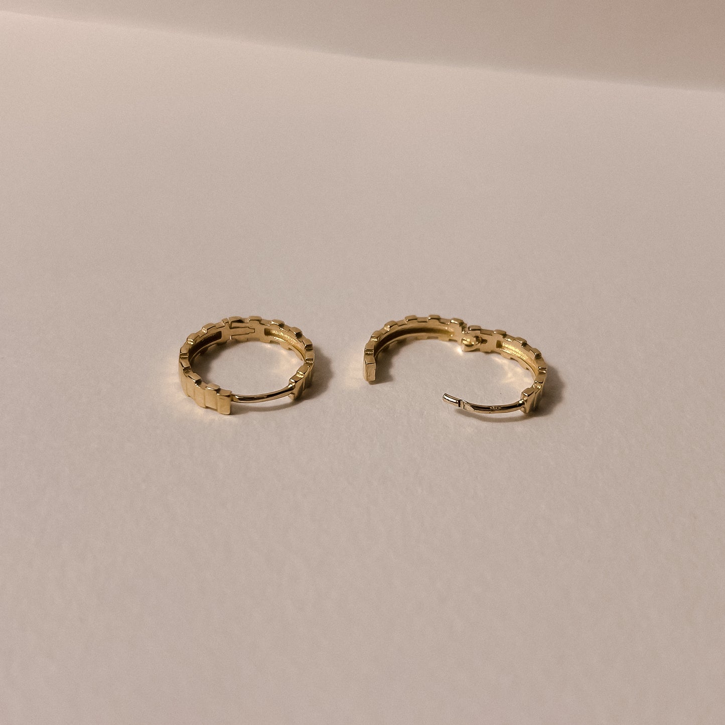 Solid 9k Gold Al Fresco Hoop Earrings