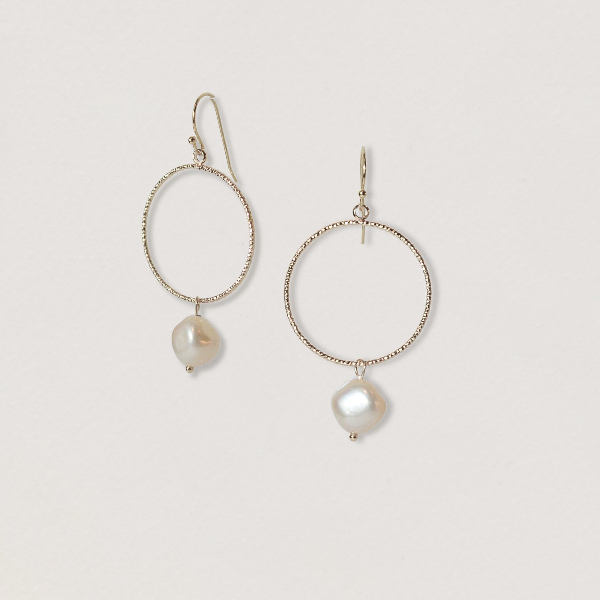 stylish silver pearl earrings, avery silver, gold coast and Brisbane handmade jewellery 