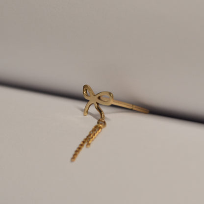 Bow Studs in Solid 9k Yellow Gold