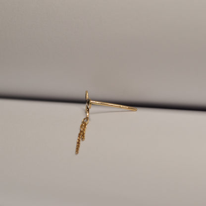 Bow Studs in Solid 9k Yellow Gold