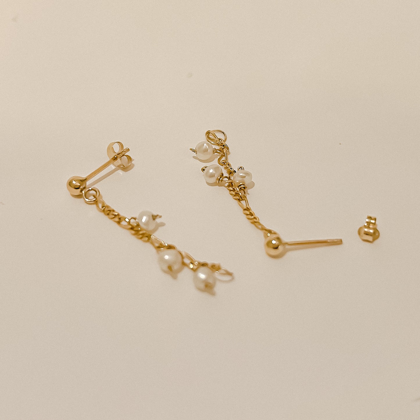 Della Solid Gold Chain Seed Pearl Earrings