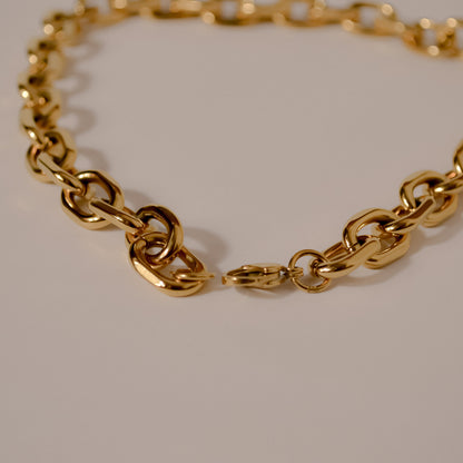 Dylan collection, stunning chunky gold chain, statement piece 