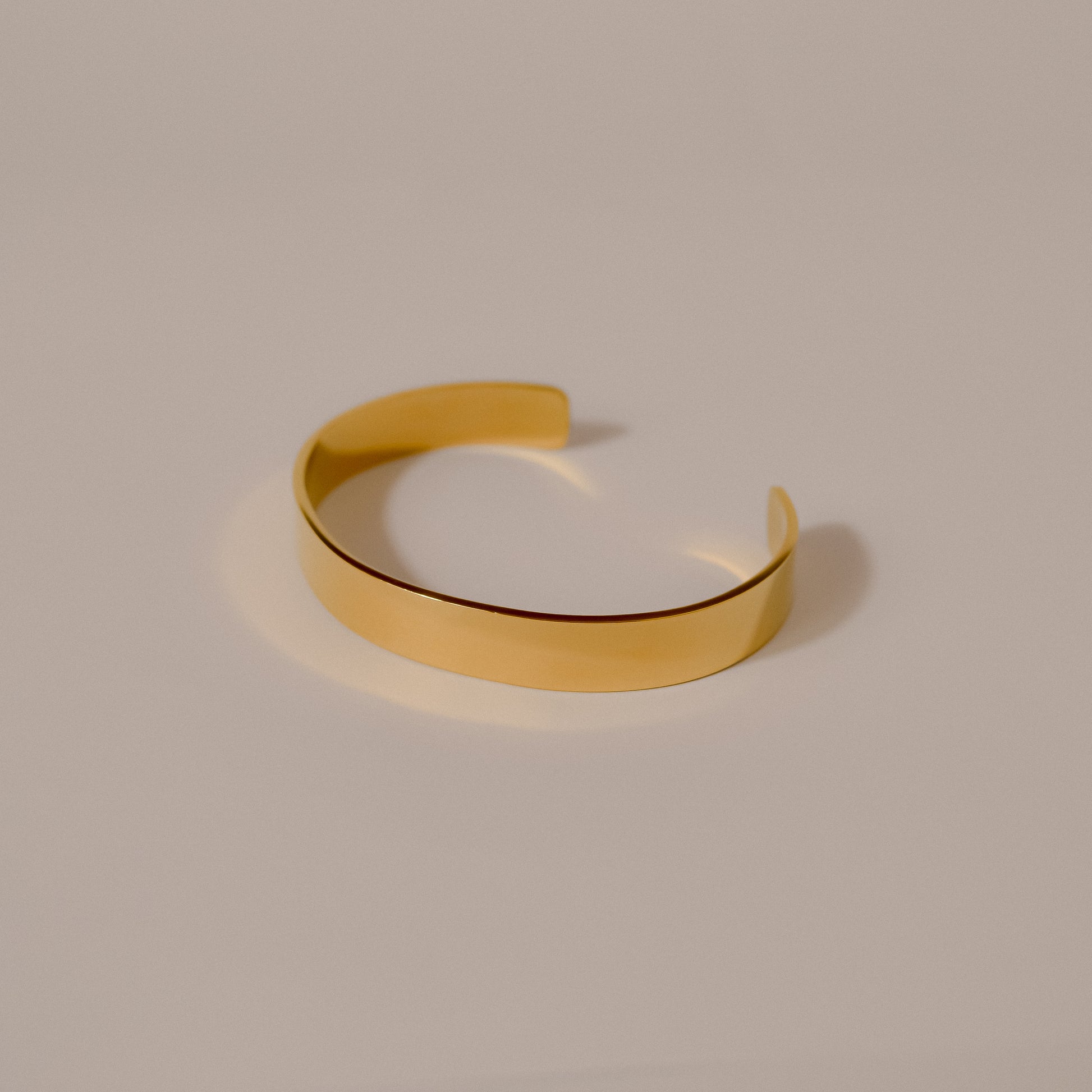 fatedcuff gold chunky bracelet 