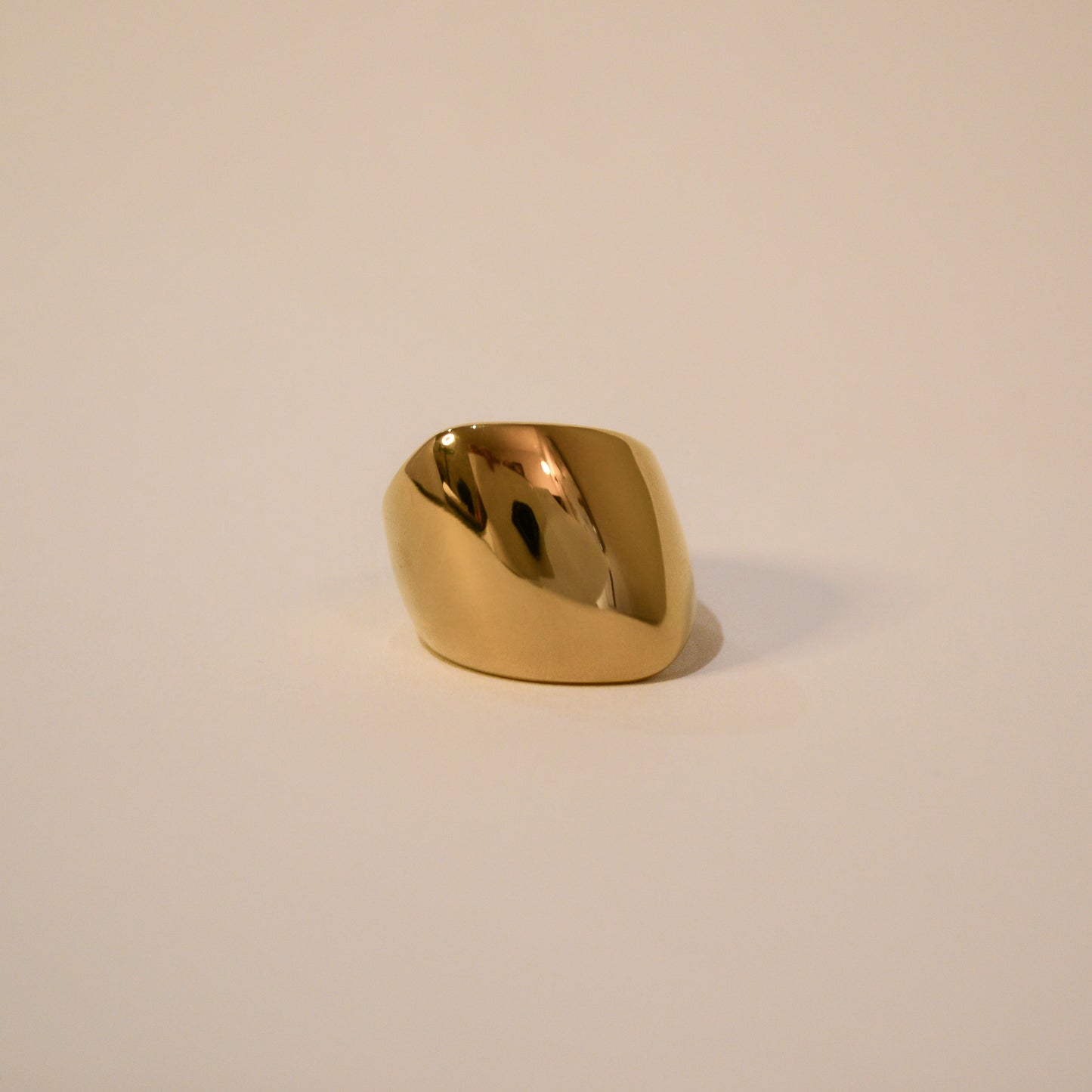 Form Chunky Gold Ring