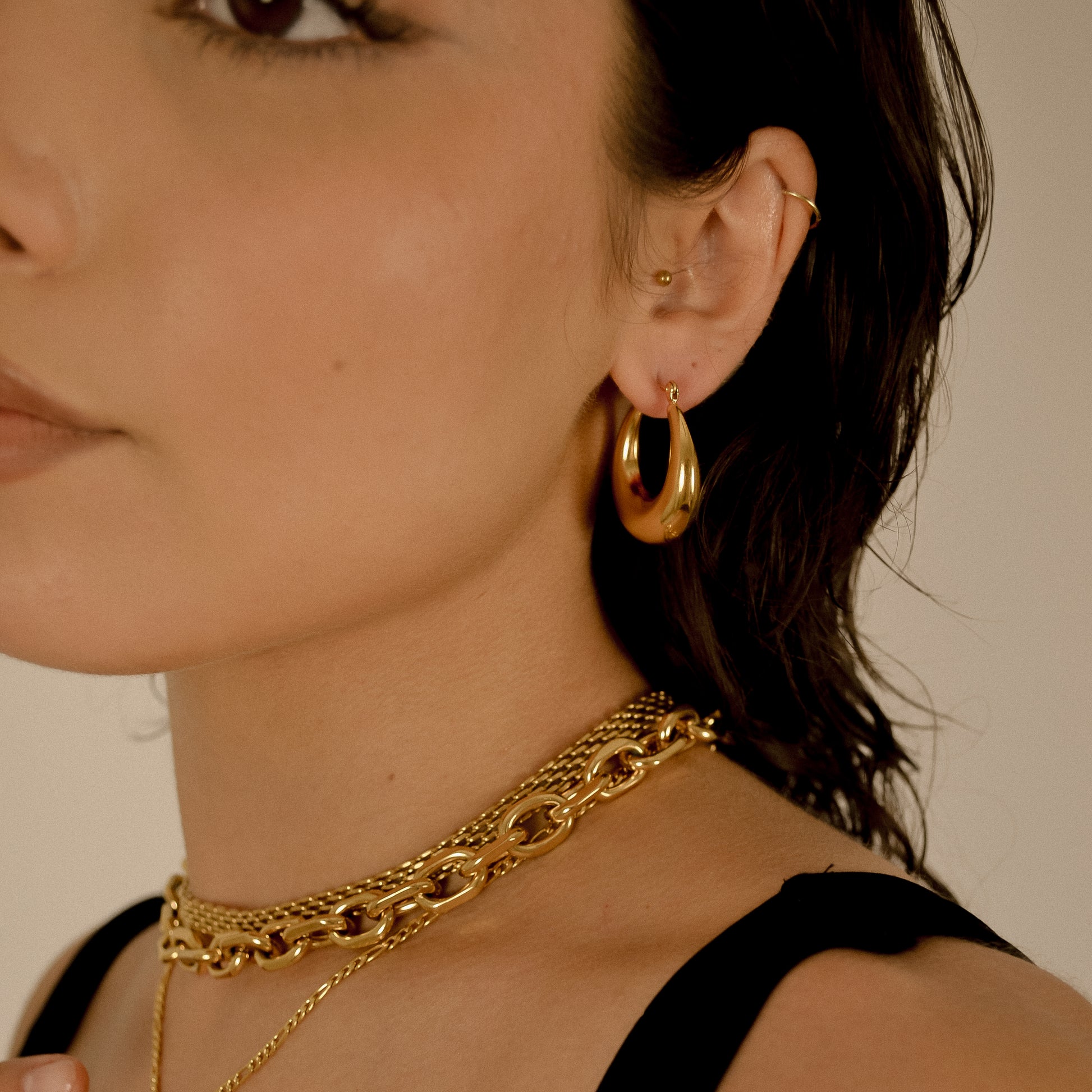 Lahni collection, chunky gold hoop earrings 