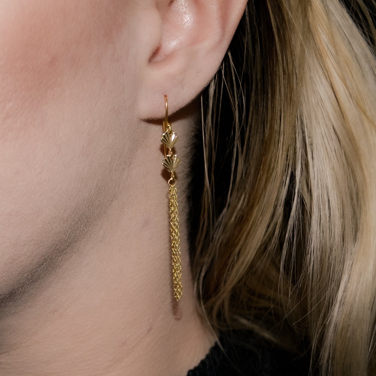 Shell Chain Drop Earrings