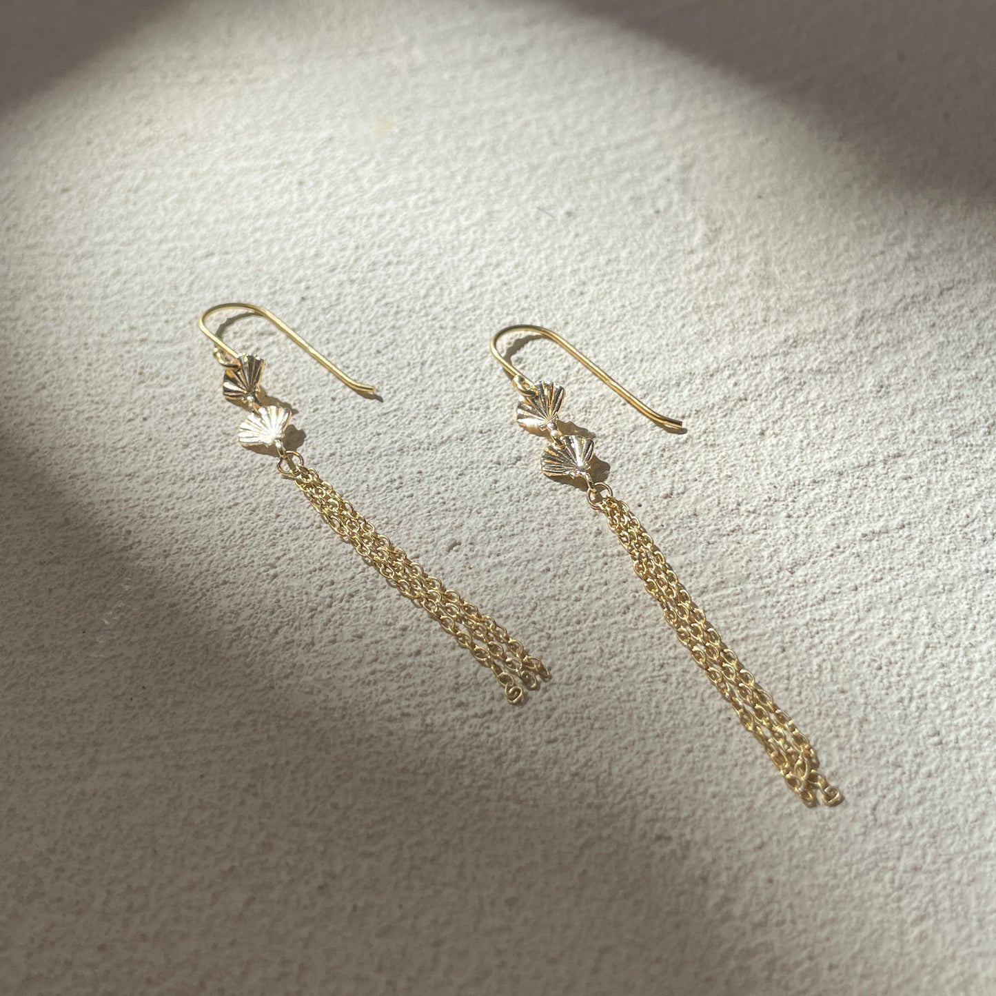 Shell Chain Drop Earrings